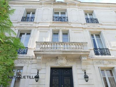 Hôtel particulier - 465 m² - 12 pièces