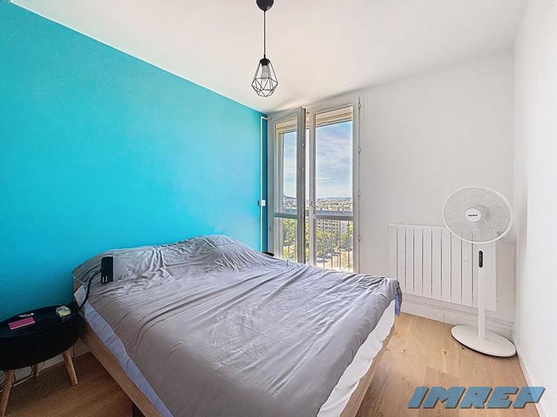 Appartement - 75 m² - 4 pièces