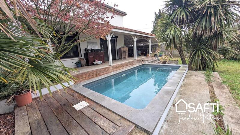 Maison - 200 m² - 6 pièces