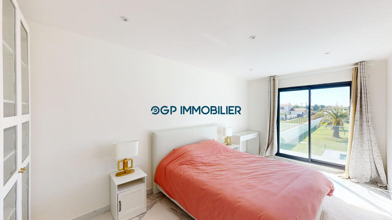 Maison contemporaine - 179 m² - 6 pièces