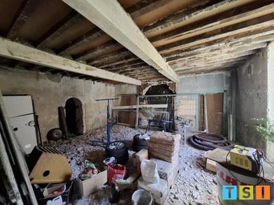 Maison - 400 m² - 10 pièces