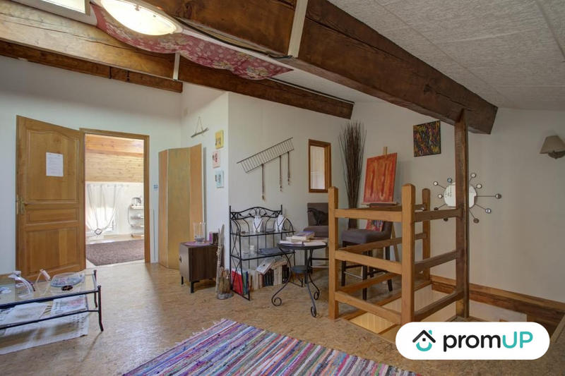 Maison - 170 m² - 6 pièces