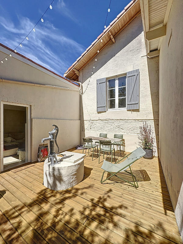 Maison - 85 m² - 3 pièces