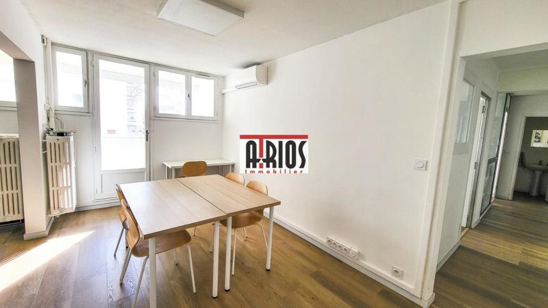 Bureau - 58 m² - 4 pièces