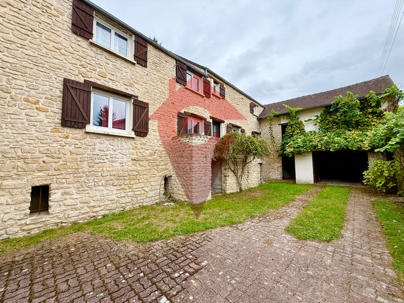 Maison - 180 m² - 4 pièces