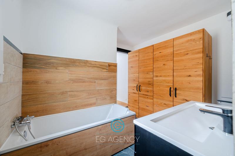 Maison - 162 m² - 7 pièces