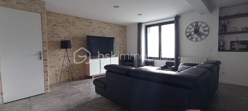 Corps de ferme - 247 m² - 8 pièces