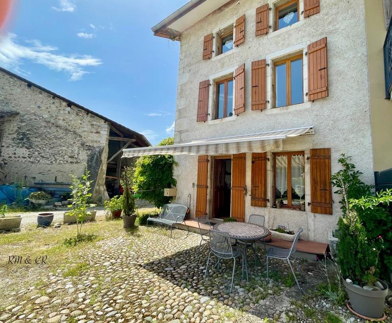 Maison de village - 159 m² - 5 pièces