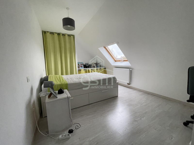 Maison traditionnelle - 131 m² - 7 pièces