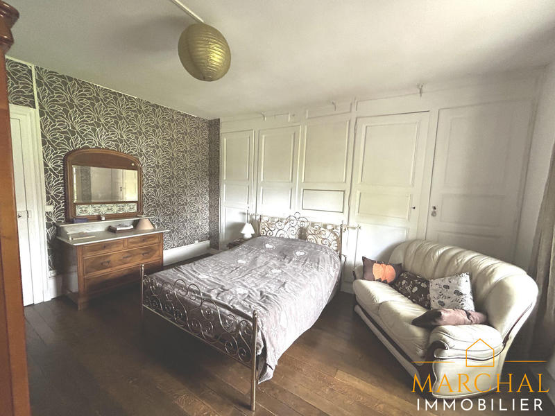 Maison ancienne - 315 m² - 8 pièces