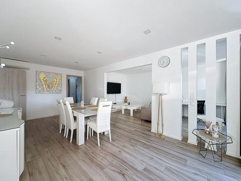 Appartement - 97 m² - 4 pièces