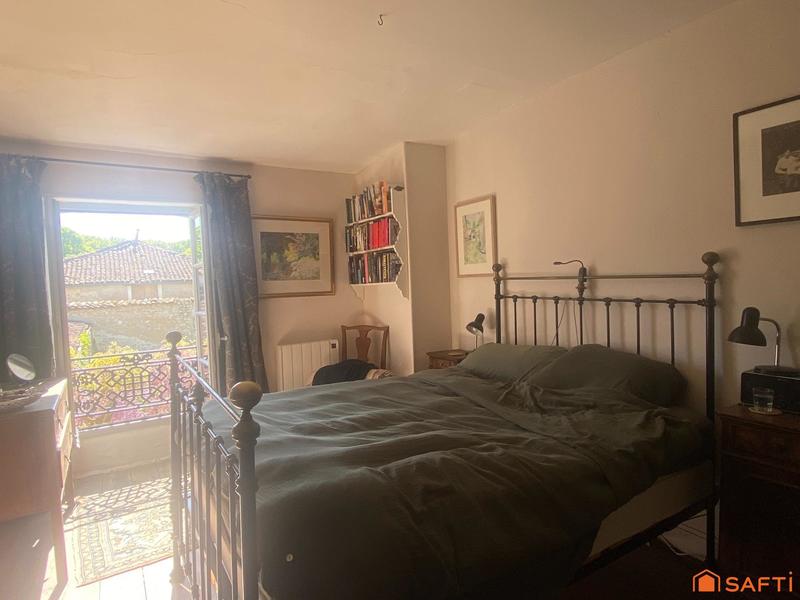 Maison - 281 m² - 7 pièces