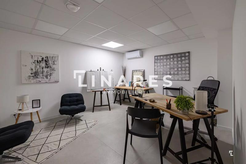 Bureau - 14 m² - 1 pièce