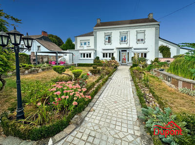 Maison - 155 m² - 8 pièces