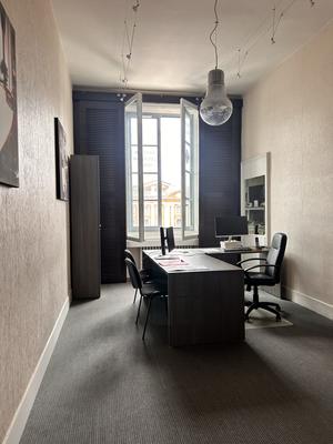 Bureau - 80 m²