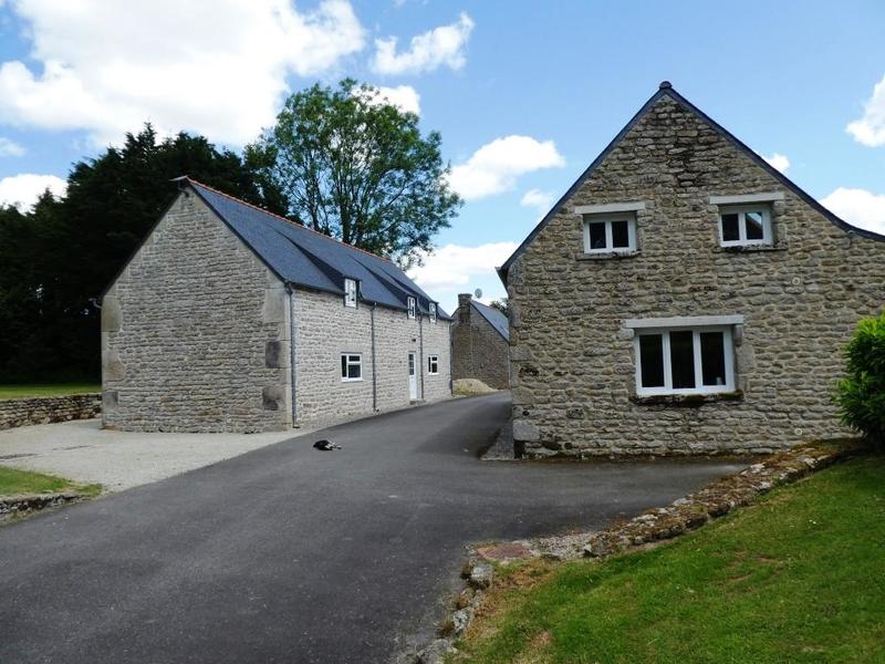 Propriété - 700 m² - 19 pièces