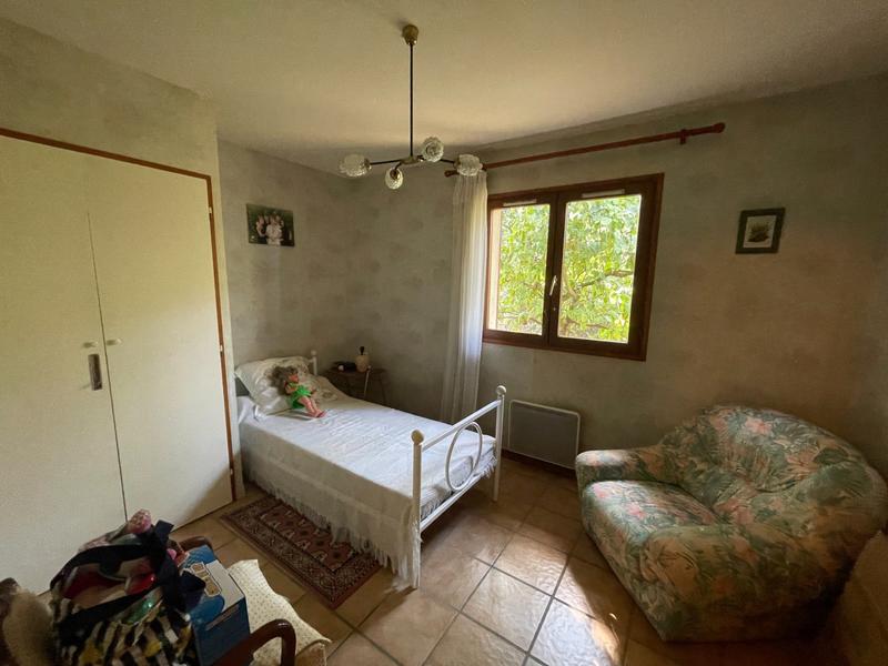 Villa - 90 m² - 4 pièces