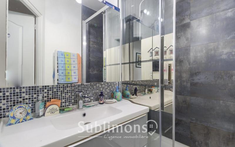 Appartement - 101 m² - 5 pièces