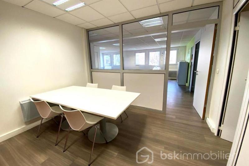 Bureau - 85 m² - 4 pièces