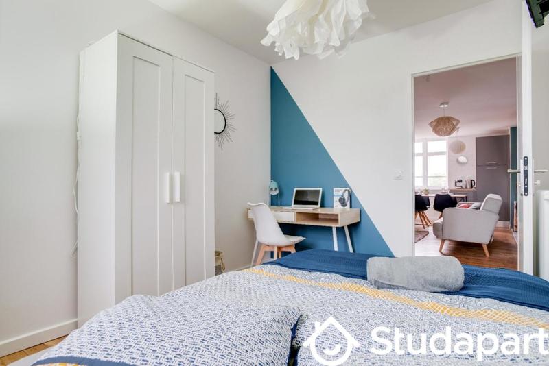 Chambre - 10 m² - 1 pièce