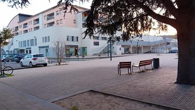 Local d'activité / Entrepôt - 136 m² - 2 pièces