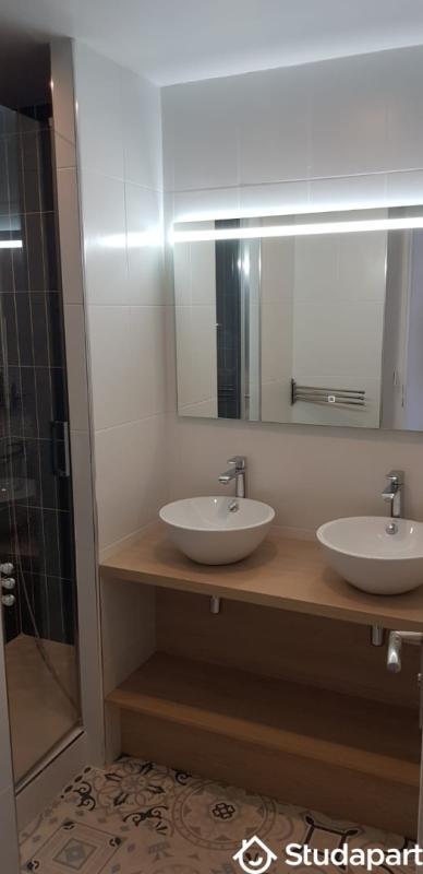 Chambre - 9 m² - 1 pièce