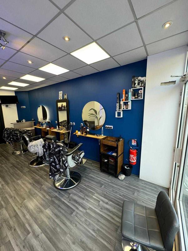 Local commercial - 27 m² - 2 pièces