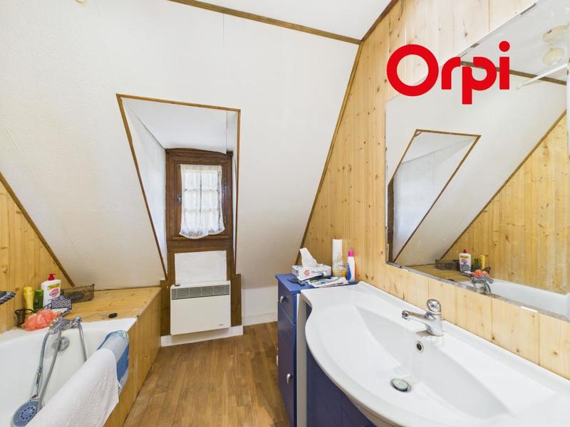 Maison - 90 m² - 5 pièces