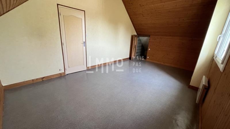 Maison traditionnelle - 95 m² - 4 pièces