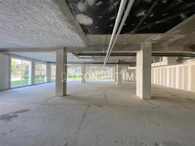 Local d'activité / Entrepôt - 827 m²