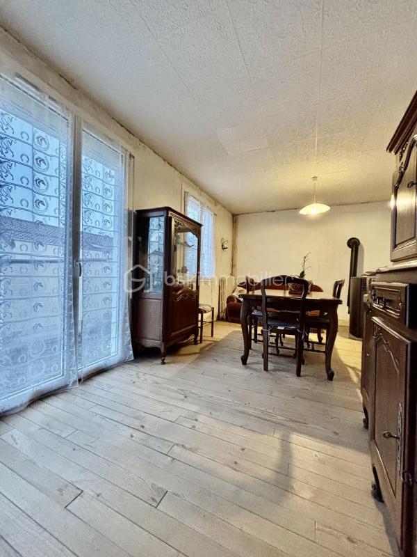 Maison traditionnelle - 67 m² - 5 pièces