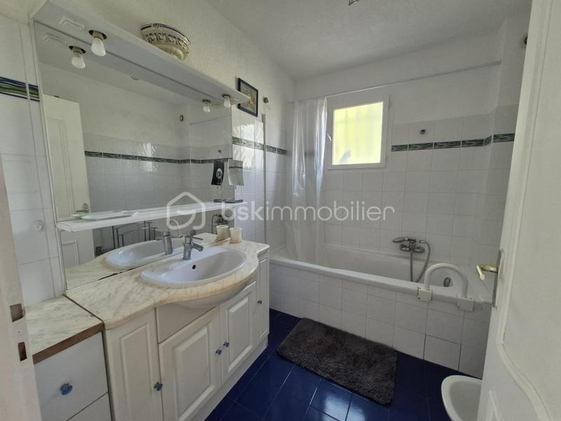 Maison - 87 m² - 5 pièces