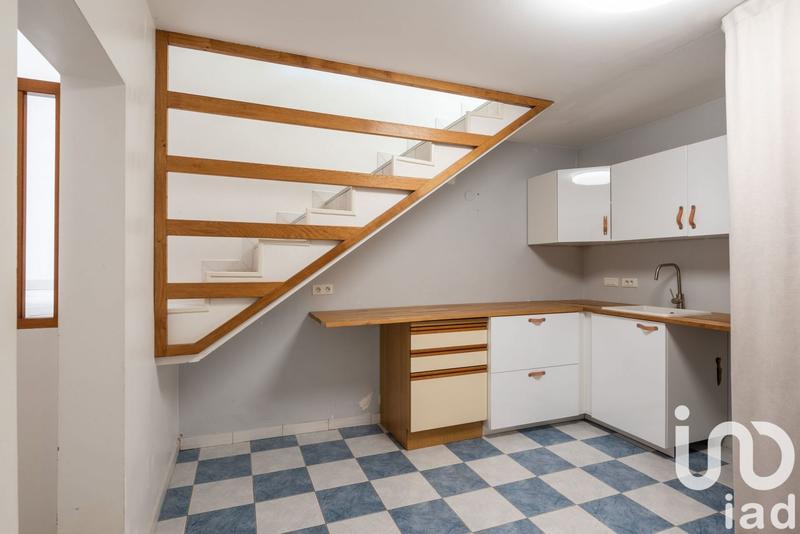 Maison - 222 m² - 7 pièces