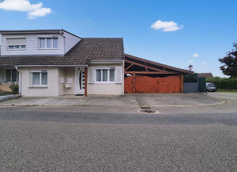 Maison - 100 m² - 5 pièces