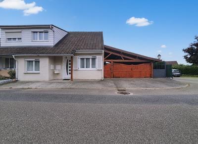 Maison - 100 m² - 5 pièces