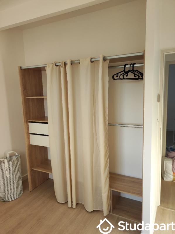 Chambre - 9 m² - 1 pièce