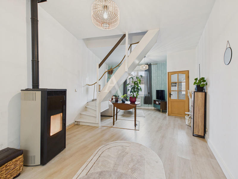 Maison - 87 m² - 4 pièces