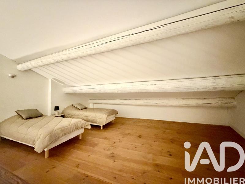 Maison - 411 m² - 12 pièces