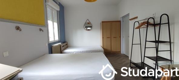 Chambre - 13 m² - 1 pièce