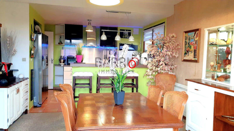 Appartement - 79 m² - 3 pièces