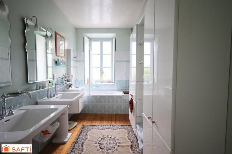 Maison de maîtres - 430 m² - 17 pièces