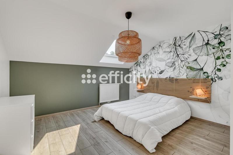 Appartement - 90 m² - 5 pièces