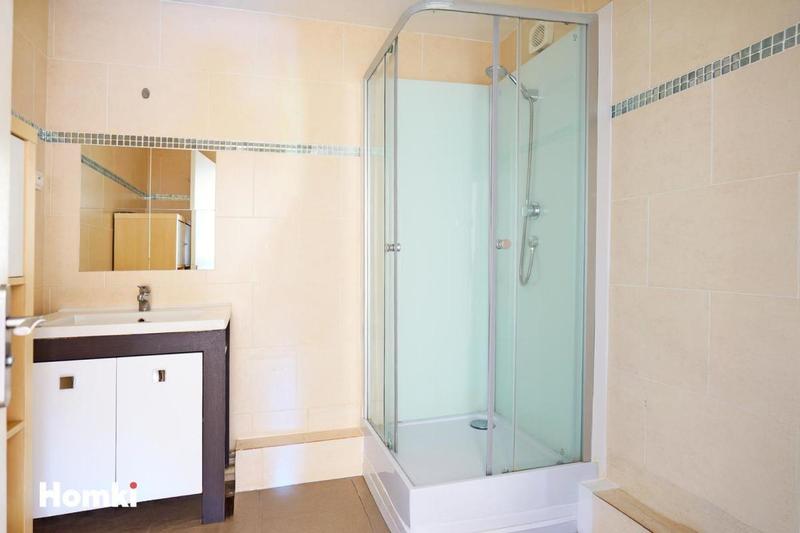 Appartement - 87 m² - 5 pièces