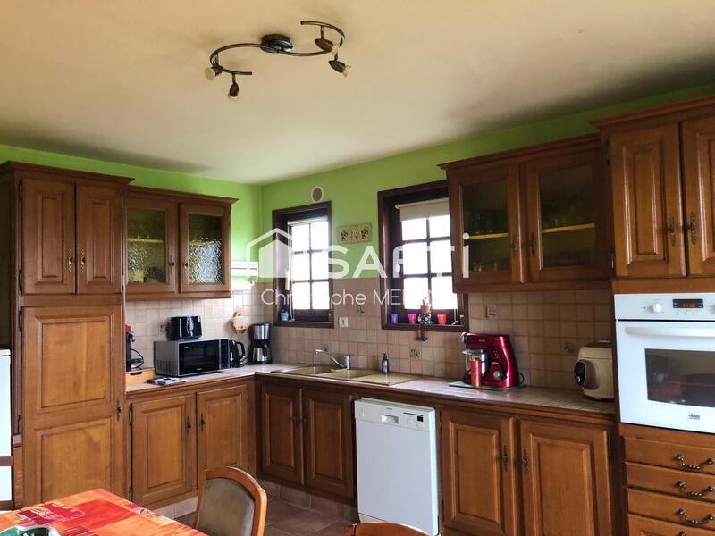 Maison - 152 m² - 10 pièces