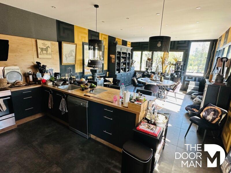 Maison de domaine équestre - 300 m² - 9 pièces