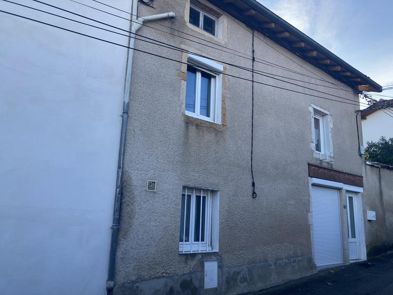 Maison ancienne - 64 m² - 2 pièces