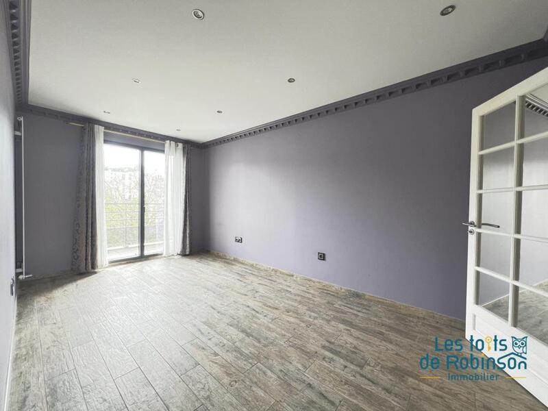 Appartement - 152 m² - 5 pièces