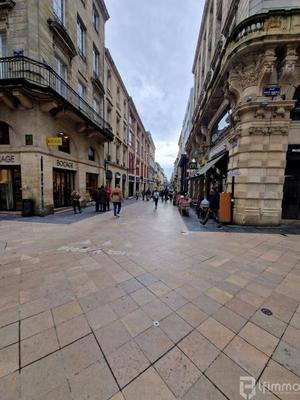 Maison - 476 m² - 10 pièces