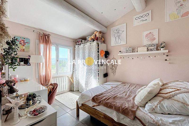 Maison - 163 m² - 6 pièces