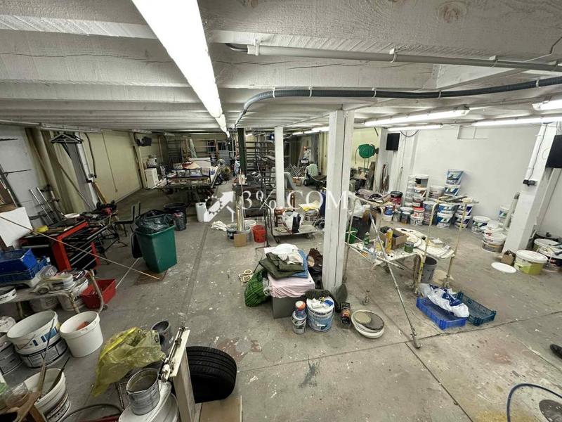 Local commercial - 264 m²